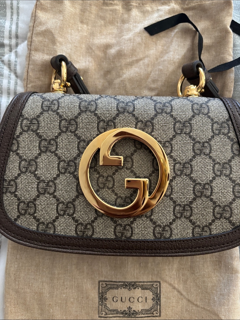 Gucci Brown GG Canvas Shoulder Bag with Gold Heart Logo and Chain Handle - Picture 13 of 13